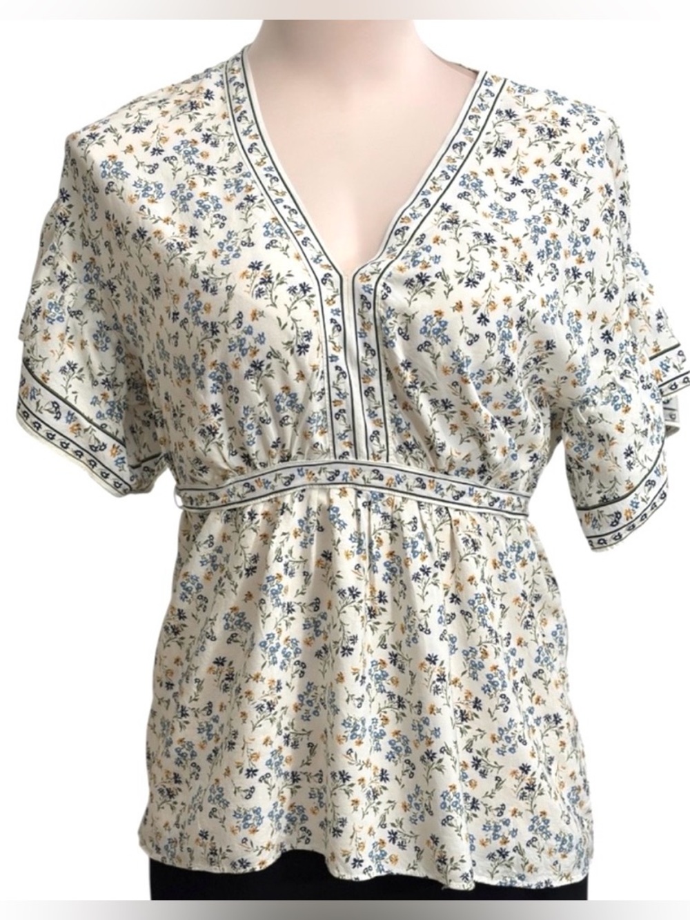 MAX STUDIO Floral Tie Waist Blouse Small V Neck Flutter Sleeve Top